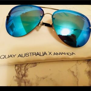 QuayXAmanda Muse sunglasses